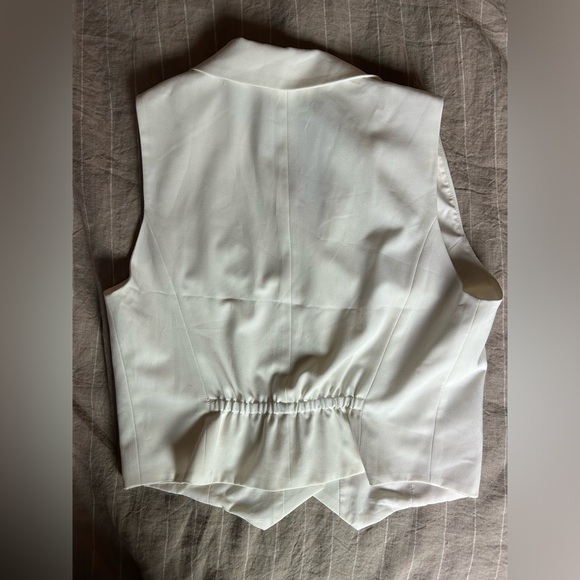 Alohas Java Vest - Picture 2 of 3